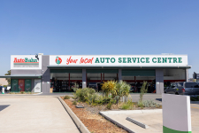Signbizwa-autobahn-mechanical-building-fascia-signage-perth